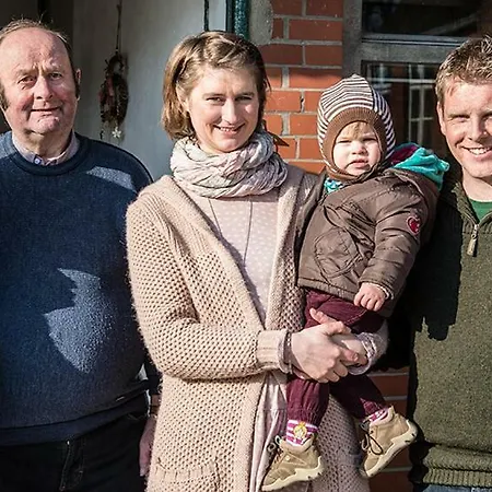 Hof Herzleuchten, Familie Groth